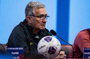 李璇：伊万没资格抱怨国脚联赛出场率低 是他自己选人太僵化