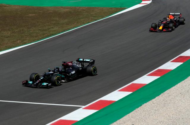 B体育-F1世界冠军归属要靠最快单圈？ 理论上的极端局面